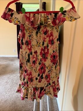 Abercrombie & Fitch Pink Floral Off-Shoulder Dress